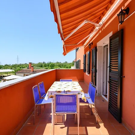 With Swimming Pool Casa Rossa Umag