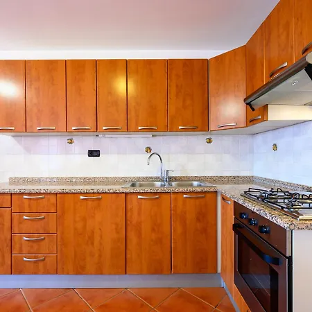 With Swimming Pool Casa Rossa * Ουμάγκ