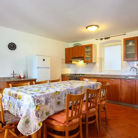 With Swimming Pool Casa Rossa