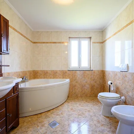 With Swimming Pool Casa Rossa *