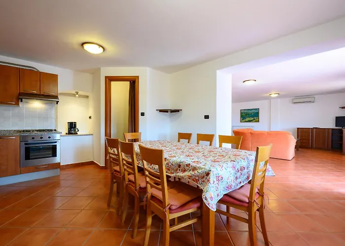 With Swimming Pool Casa Rossa Apartman Umag